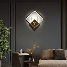 Blissbells Wallchiere Wall Lamp With Bulb