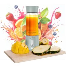 Amazon Basics Portable Hand Blender For Smoothies & Juices | Usb Rechargeable | 6 Stainless Steel Blades | 500 Ml Food Grade Jar | 1 Year Warranty | 2X2000 Mah Batteries (Saga Green)
