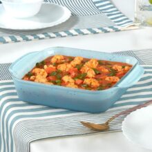 Borosil 800 ml Baking & Serving Dish with Handle | Borosilicate Glass Square Shape Bakeware and Serveware Casserole Dish Tray | Microwave, Oven & Dishwasher Safe Bowl (Blue)
