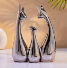 Amazon Basics Home Decor Happy Silver Deer Statue Family Piano Finish Ceramic Figures (Set of 3, Silver)