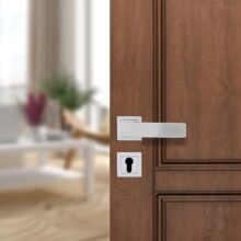 amazon basics Door Handle for Main Door | Main Door Handle | 5.3 inch Length of Handle for Grip | Brass | crom Finish | Zinc Alloy