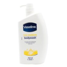 Vaseline Total Moisture Body Wash Pump Bottle For Healthy, Fresh Skin, Washes Away Dirt & Impurities, Fights Skin Dryness, Easy To Rinse, Gentle Body Cleanser For Nourished & Smooth Skin, 1L