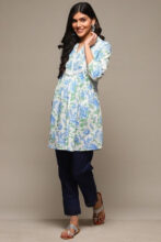 Biba Slim Fit Women Dark Blue Trousers